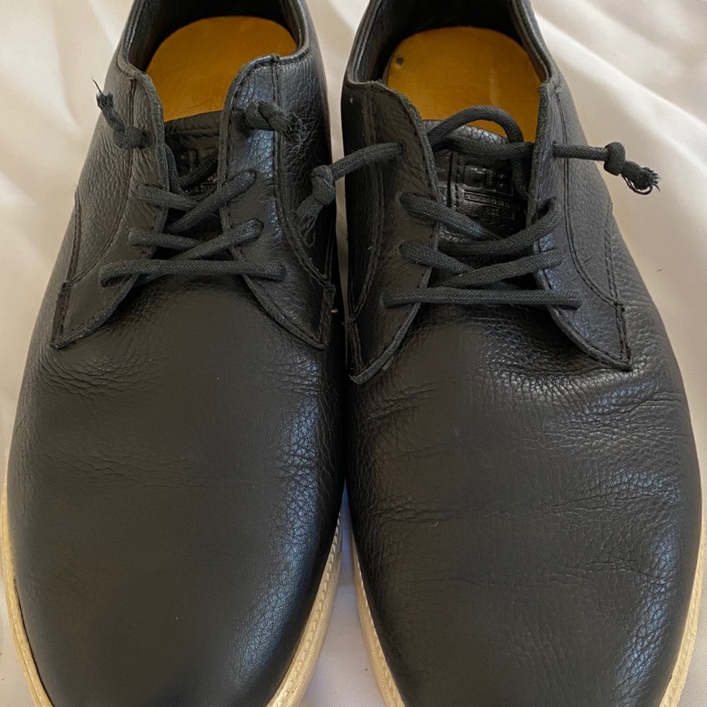 Clae Ellington Leather Derby Sneaker